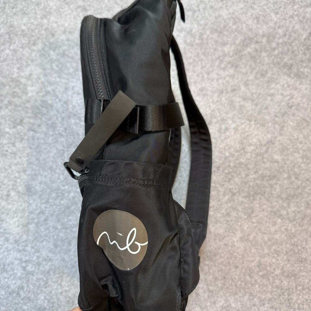 Lululemon Assert 30L Backpack Black Nylon Travel Gym Laptop Bag Mindbody - Picture 7 of 12